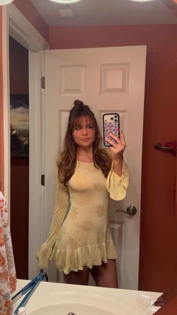 Ester dobrik page leaked private photo uncensored HD quality