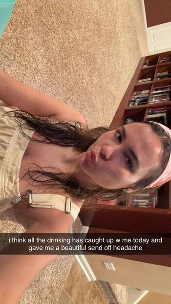 Ester dobrik page leaked private photo uncensored HD quality