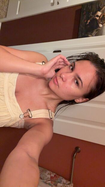 Ester dobrik page leaked private photo uncensored HD quality