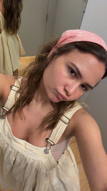 Ester dobrik page leaked private photo uncensored HD quality