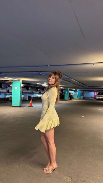 Ester dobrik page leaked private photo uncensored HD quality