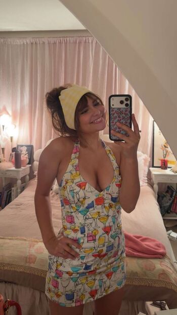 Ester dobrik page leaked private photo uncensored HD quality