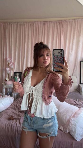 Ester dobrik page leaked private photo uncensored HD quality