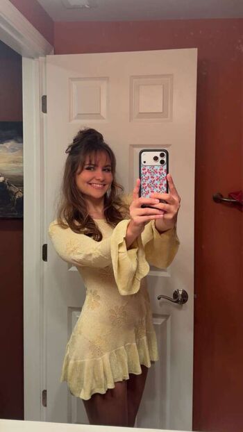 Ester dobrik page leaked private photo uncensored HD quality