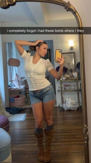 Ester dobrik page leaked private photo uncensored HD quality