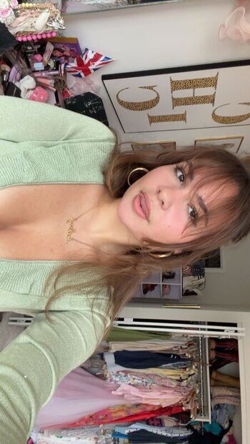 Ester dobrik page leaked private photo uncensored HD quality
