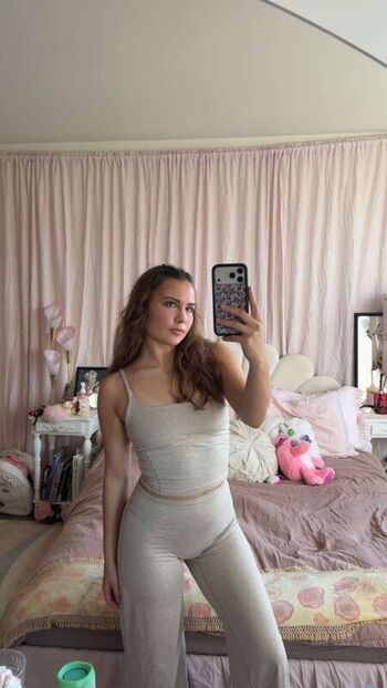 Ester dobrik page leaked private photo uncensored HD quality