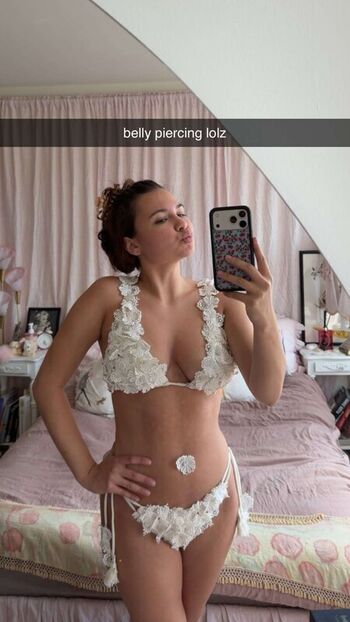 Ester dobrik page leaked private photo uncensored HD quality