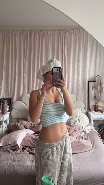 Ester dobrik page leaked private photo uncensored HD quality