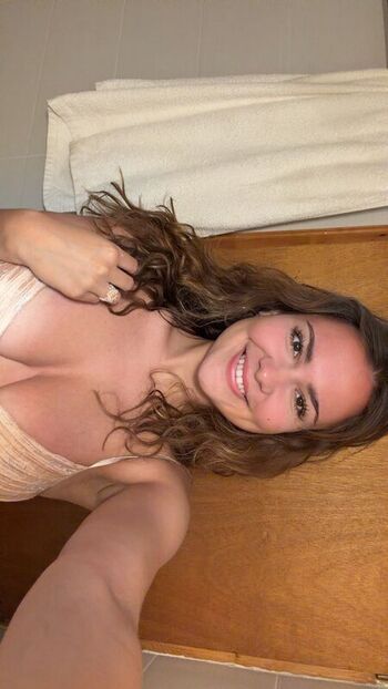 Ester dobrik page leaked private photo uncensored HD quality