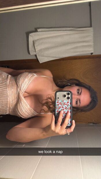 Ester dobrik page leaked private photo uncensored HD quality