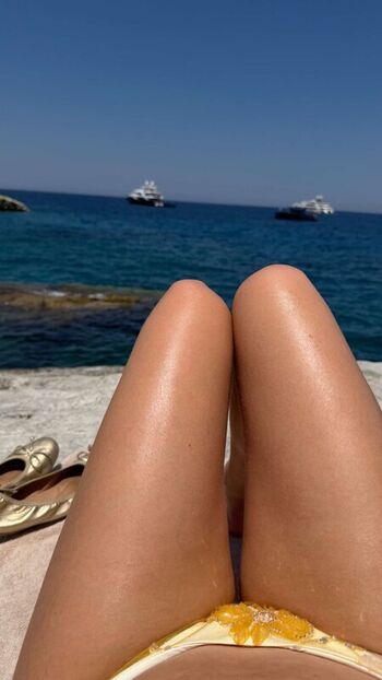 Ester dobrik page leaked private photo uncensored HD quality