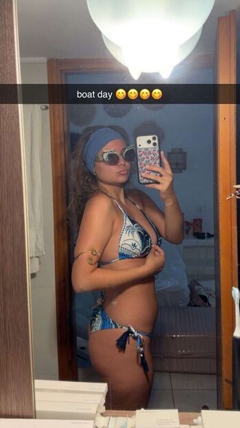 Ester dobrik page leaked private photo uncensored HD quality