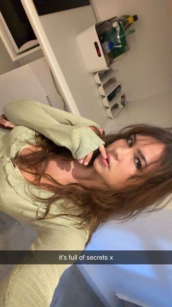 Ester dobrik page leaked private photo uncensored HD quality