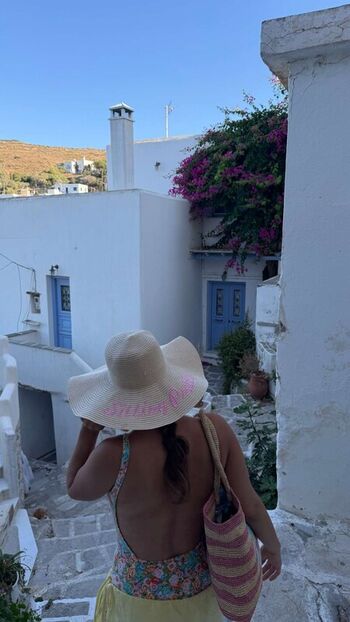 Ester dobrik page leaked private photo uncensored HD quality