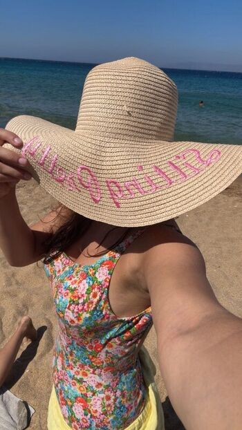 Ester dobrik page leaked private photo uncensored HD quality
