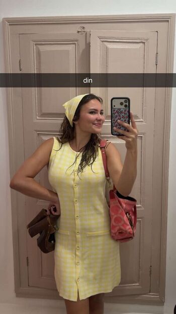 Ester dobrik page leaked private photo uncensored HD quality
