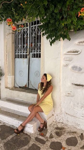Ester dobrik page leaked private photo uncensored HD quality