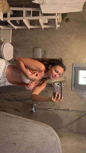 Ester dobrik page leaked private photo uncensored HD quality