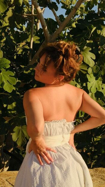 Ester dobrik page leaked private photo uncensored HD quality