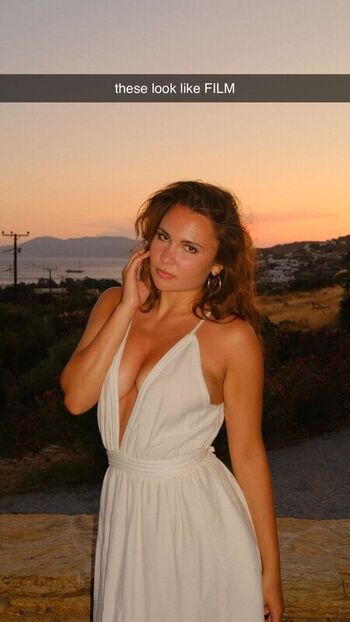 Ester dobrik page leaked private photo uncensored HD quality