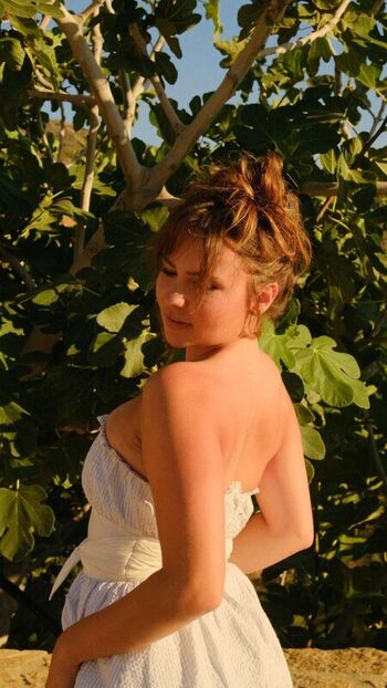 Ester dobrik page leaked private photo uncensored HD quality