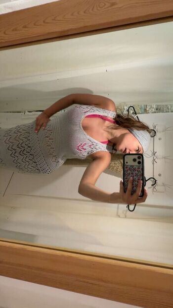 Ester dobrik page leaked private photo uncensored HD quality