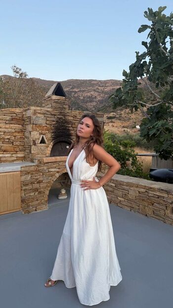 Ester dobrik page leaked private photo uncensored HD quality