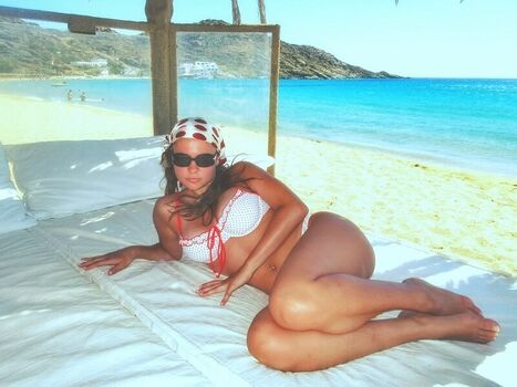 Ester dobrik page leaked private photo uncensored HD quality