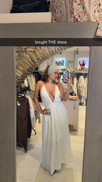 Ester dobrik page leaked private photo uncensored HD quality