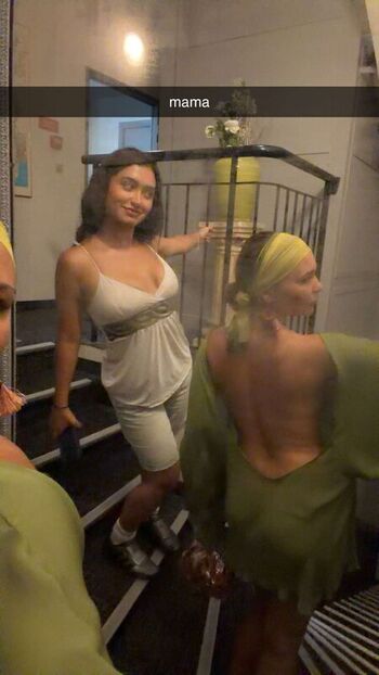 Ester dobrik page leaked private photo uncensored HD quality