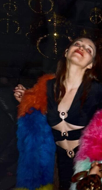 Eve hewson page leaked private photo uncensored HD quality