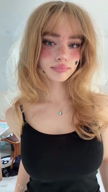 Felinenyaa page leaked private photo uncensored HD quality