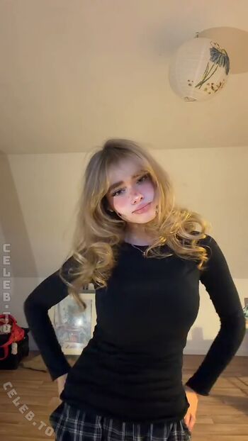 Felinenyaa leaked private photo uncensored HD quality