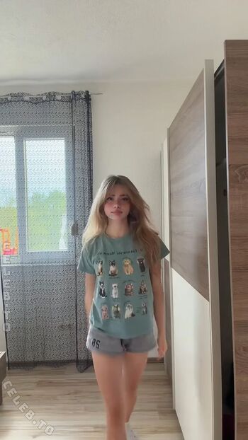 Felinenyaa leaked private photo uncensored HD quality