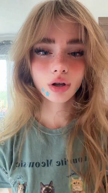 Felinenyaa leaked private photo uncensored HD quality