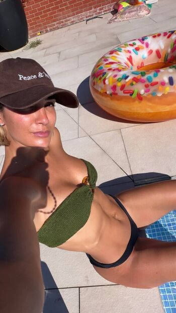 Frankie bridge  page leaked private photo uncensored HD quality