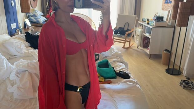 Frankie bridge  page leaked private photo uncensored HD quality