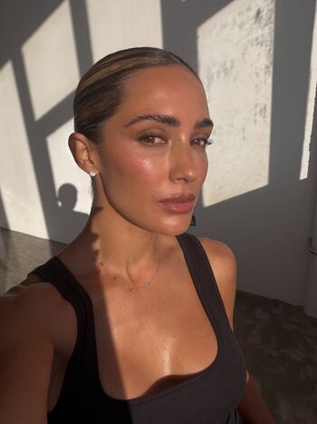 Frankie bridge  page leaked private photo uncensored HD quality