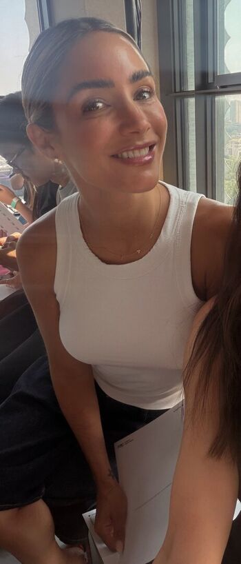 Frankie bridge  page leaked private photo uncensored HD quality
