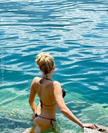 Franzi bl page leaked private photo uncensored HD quality