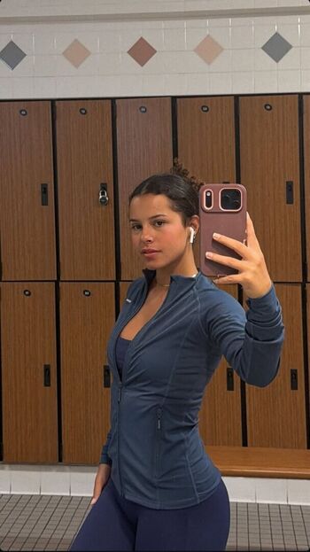 Gabriella saraivah page leaked private photo uncensored HD quality