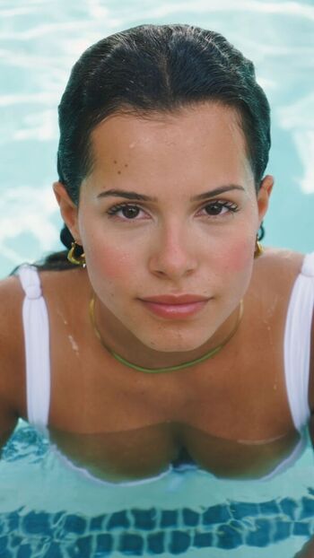 Gabriella saraivah leaked private photo uncensored HD quality