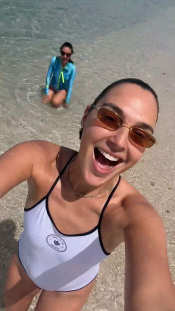 Gal gadot leaked private photo uncensored HD quality