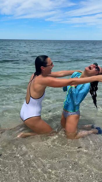 Gal gadot leaked private photo uncensored HD quality