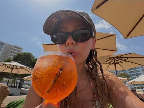 Genevieve hannelius page leaked private photo uncensored HD quality