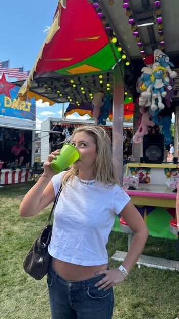 Genevieve hannelius page leaked private photo uncensored HD quality