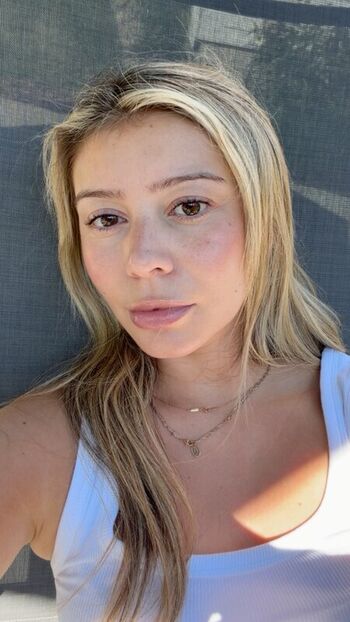 Genevieve hannelius page leaked private photo uncensored HD quality