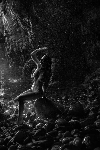 Genevieve morton page leaked private photo uncensored HD quality