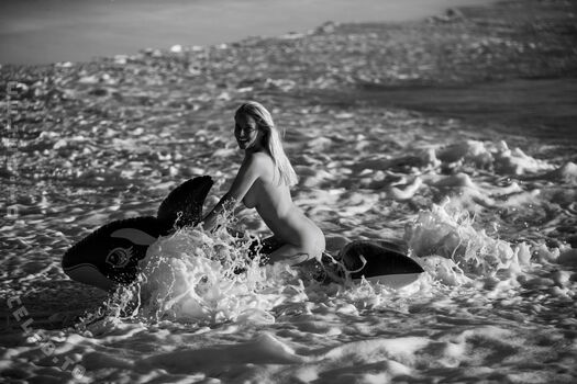 Genevieve morton page leaked private photo uncensored HD quality